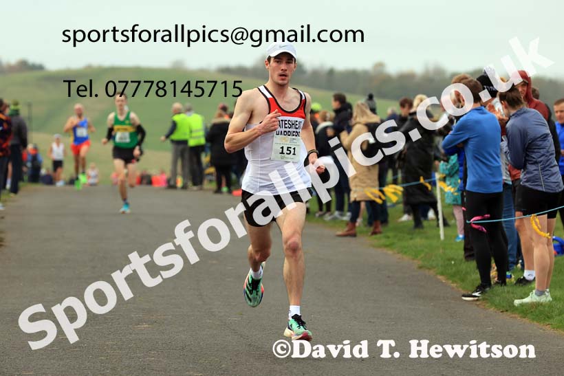 Senior Mens and Womens 2024 Heaton Memorial 10k Road Race, Newcastle Town Moor, Newcastle.   Photo: David T. Hewitson/Sports for All Pics